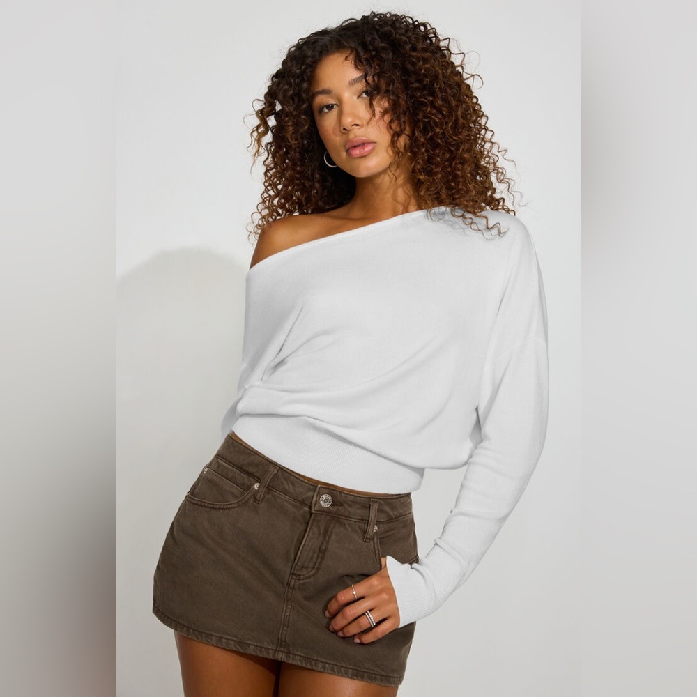 GARAGE Rae Asymmetric Fine Sweater in White Sz XS NWT